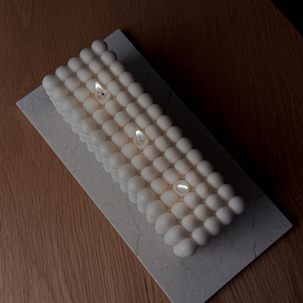 BLOCK-Kerze, Bubble-Design, Rapswachskerze, mehrflammige Kerze, Baumwoll-Dochte, modernes Dekor, minimalistisches Design, umweltfreundliche Kerze, Geschenkidee, einzigartige Dekoration, luxuriöse Wohnkultur.