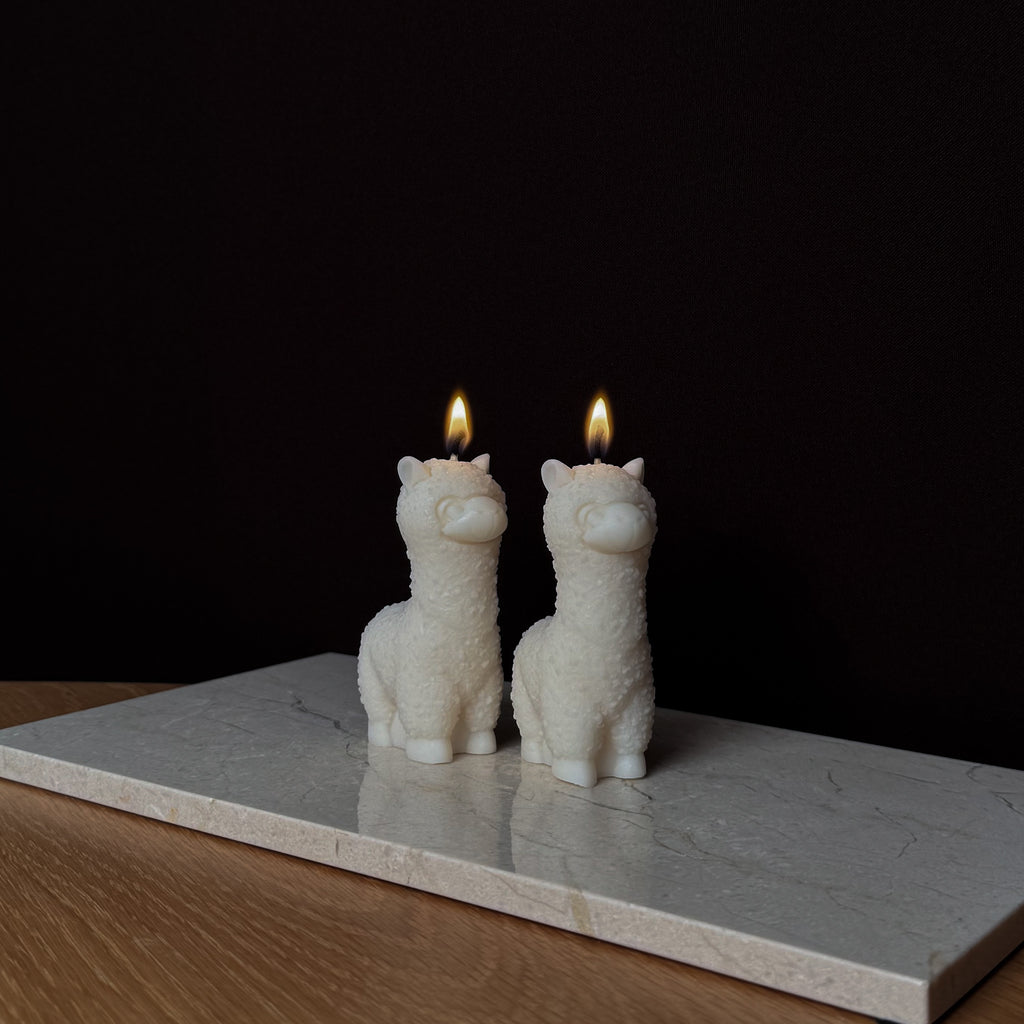 LAMA Kerze, Alpaka Design, Tiermodell  Kerze, Geschenk für Alpaka Freunde, Hochzeitsdekoration, Geschenkideen , Lamakerze, Alpakakerze, dekoratives Element, natürliche Schönheit.