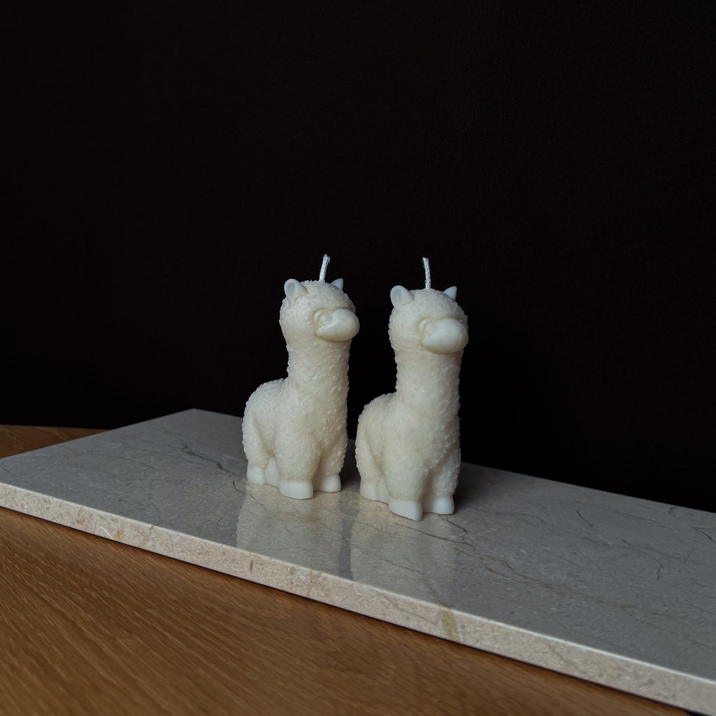 LAMA Kerze, Alpaka Design, Tiermodell  Kerze, Geschenk für Alpaka Freunde, Hochzeitsdekoration, Geschenkideen , Lamakerze, Alpakakerze, dekoratives Element, natürliche Schönheit.