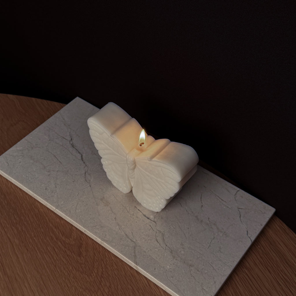 Mariposa Kerze, Schmetterling, mystische Beleuchtung, beruhigende Atmosphäre, Astronomie-Geschenke, Meditationsecke, Dekoration für Wohnzimmer, entspannendes Licht, Sternengucker, Nachtgeschichten.