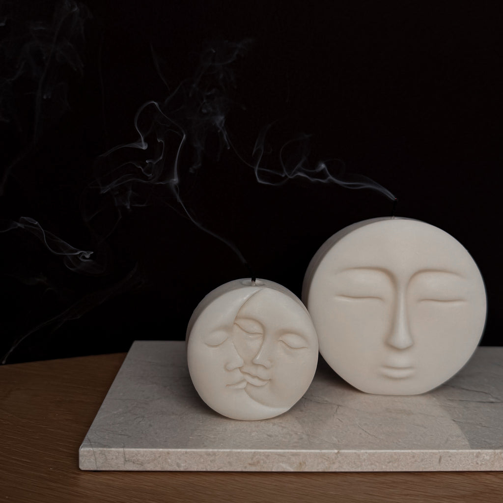 MOON Kerze, sun Kerze, kunstvolles Design, beruhigende Kerzen, meditatives Ambiente, ästhetische Dekoration, Geschenk für Kunstliebhaber, besondere Heimdekoration, friedvolle Atmosphäre, kreative Beleuchtung.