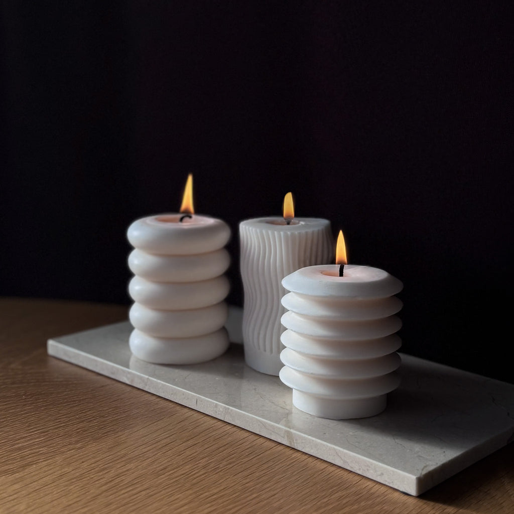 Rillenkerze, Donutkerze, Geschenkidee für Sie, Geschenkbox, Geschenke für den Umzug, Neues Zuhause Geschenkideen, Kerzen, Skulpturkerzen, Japandistil, Einrichtungsideen Japandistil