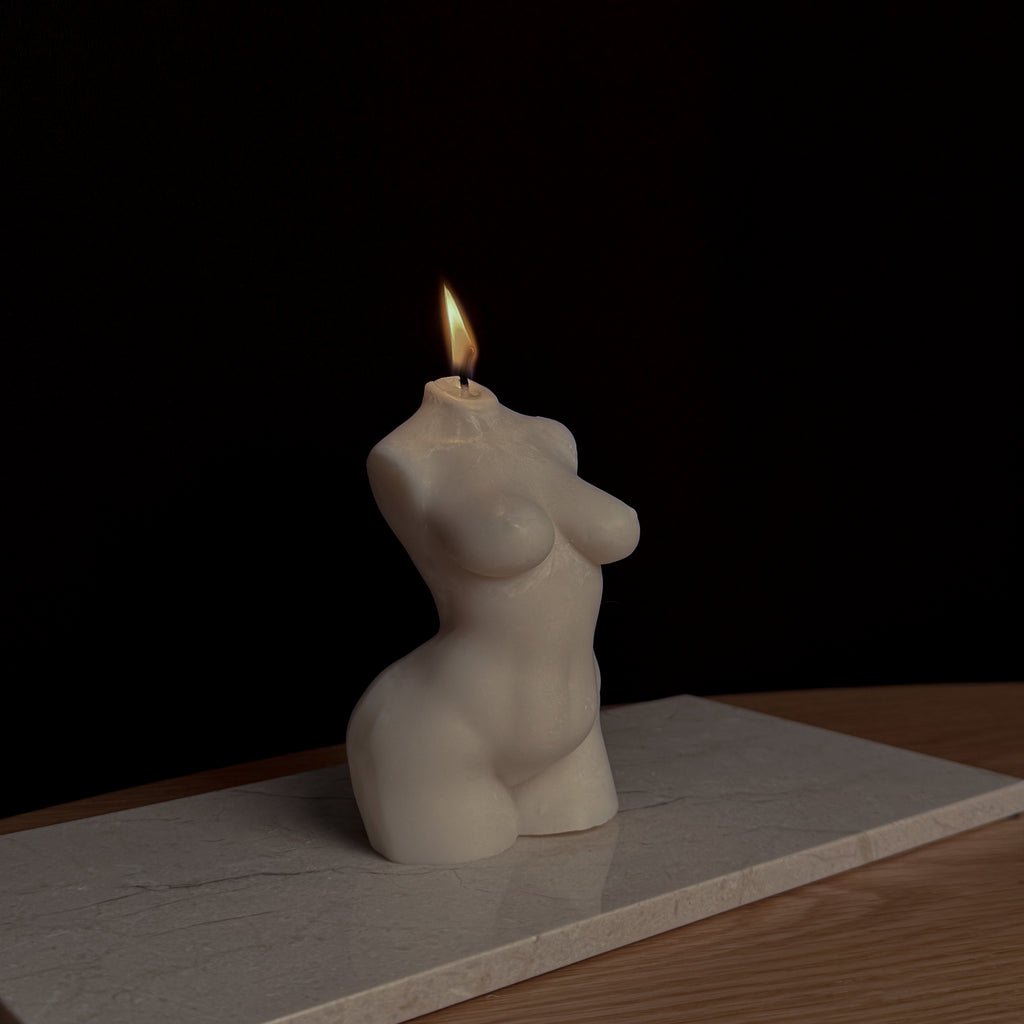 GODDESS Kerze, klassische Kunst, moderne Beleuchtung, Geschenk für Kunstsammler, historisches Dekor, kulturelle Tiefe, intellektuelles Design, elegantes Wohnaccessoire, Kunstliebhaber, Torso Kerze, Frau Torso Kerze.