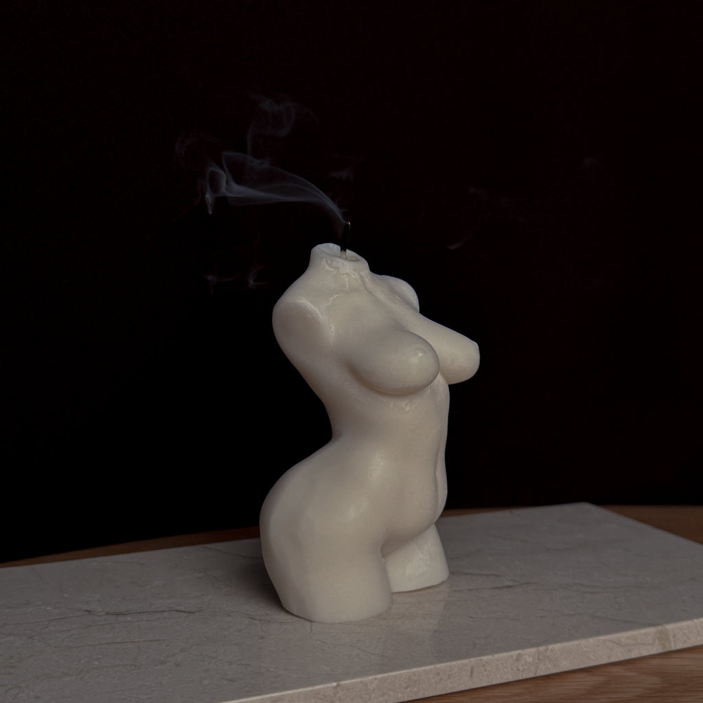 GODDESS Kerze, klassische Kunst, moderne Beleuchtung, Geschenk für Kunstsammler, historisches Dekor, kulturelle Tiefe, intellektuelles Design, elegantes Wohnaccessoire, Kunstliebhaber, Torso Kerze, Frau Torso Kerze.