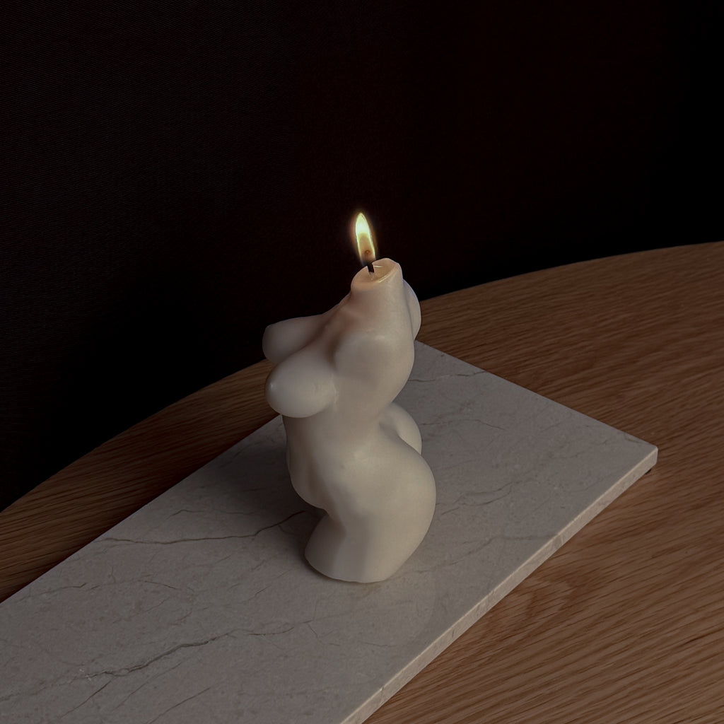 GODDESS Kerze, klassische Kunst, moderne Beleuchtung, Geschenk für Kunstsammler, historisches Dekor, kulturelle Tiefe, intellektuelles Design, elegantes Wohnaccessoire, Kunstliebhaber, Torso Kerze, Frau Torso Kerze.