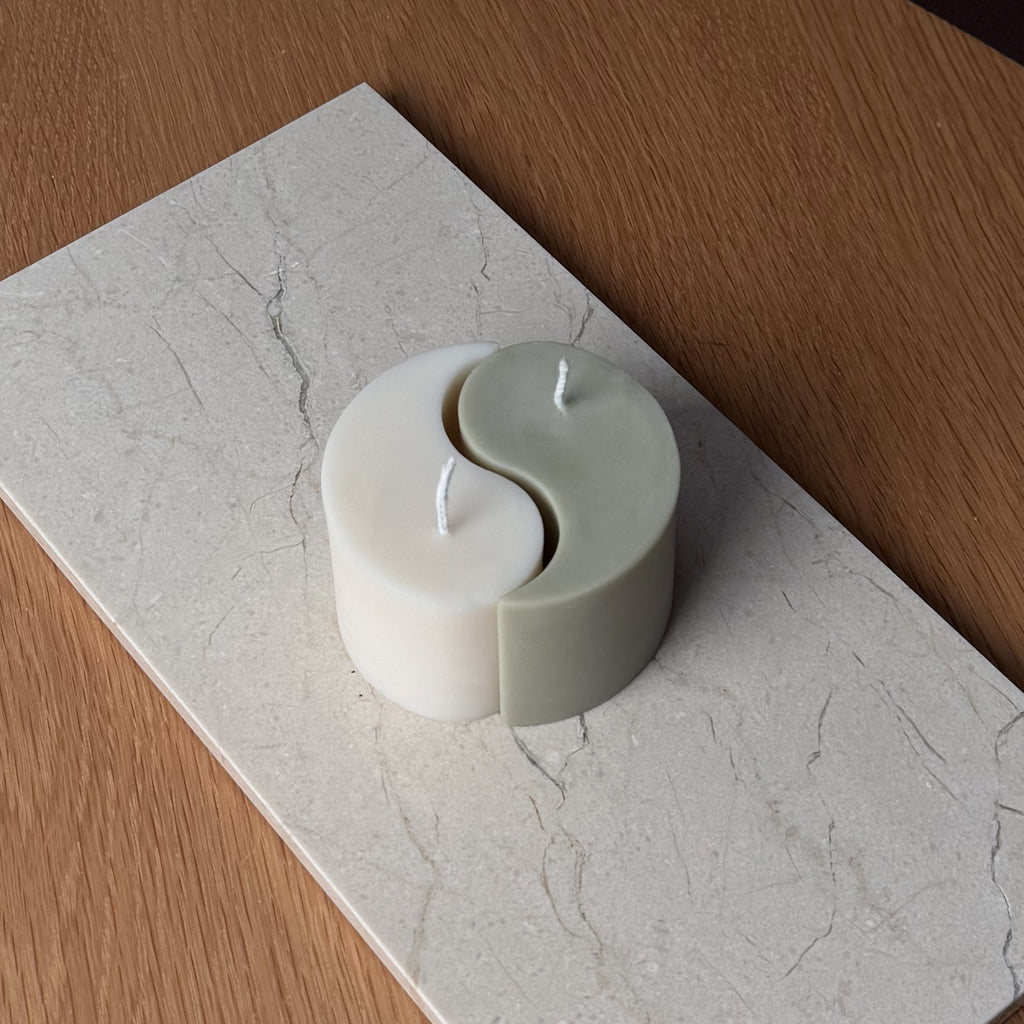 YIN YANG Kerze, harmonisches Design, Balance und Harmonie, Meditationsraum Dekor, Geschenk für Wellness-Enthusiasten, modernes Design, symbolische Dekoration, Home-Office Accessoire, ästhetisches Wohnaccessoire, Gleichgewicht im Leben.